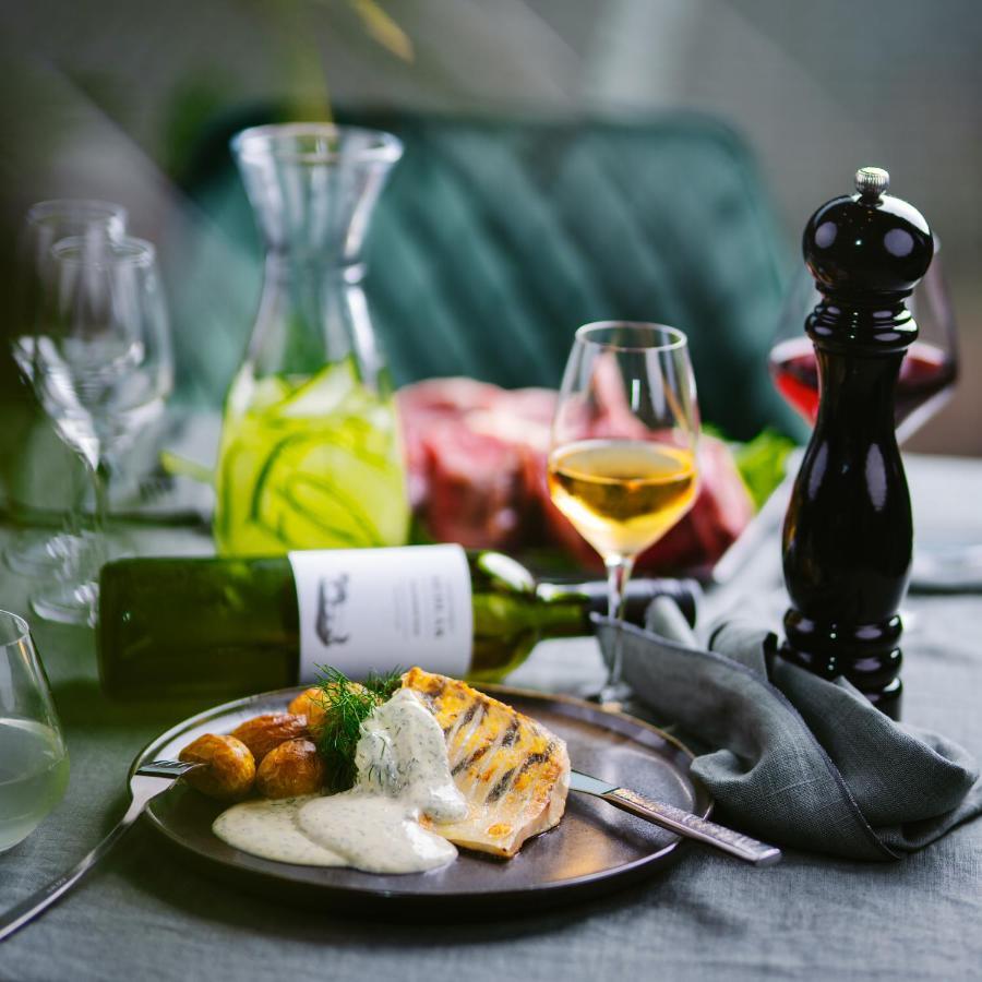 Šternberk Restaurant & Pension U Hradu מראה חיצוני תמונה
